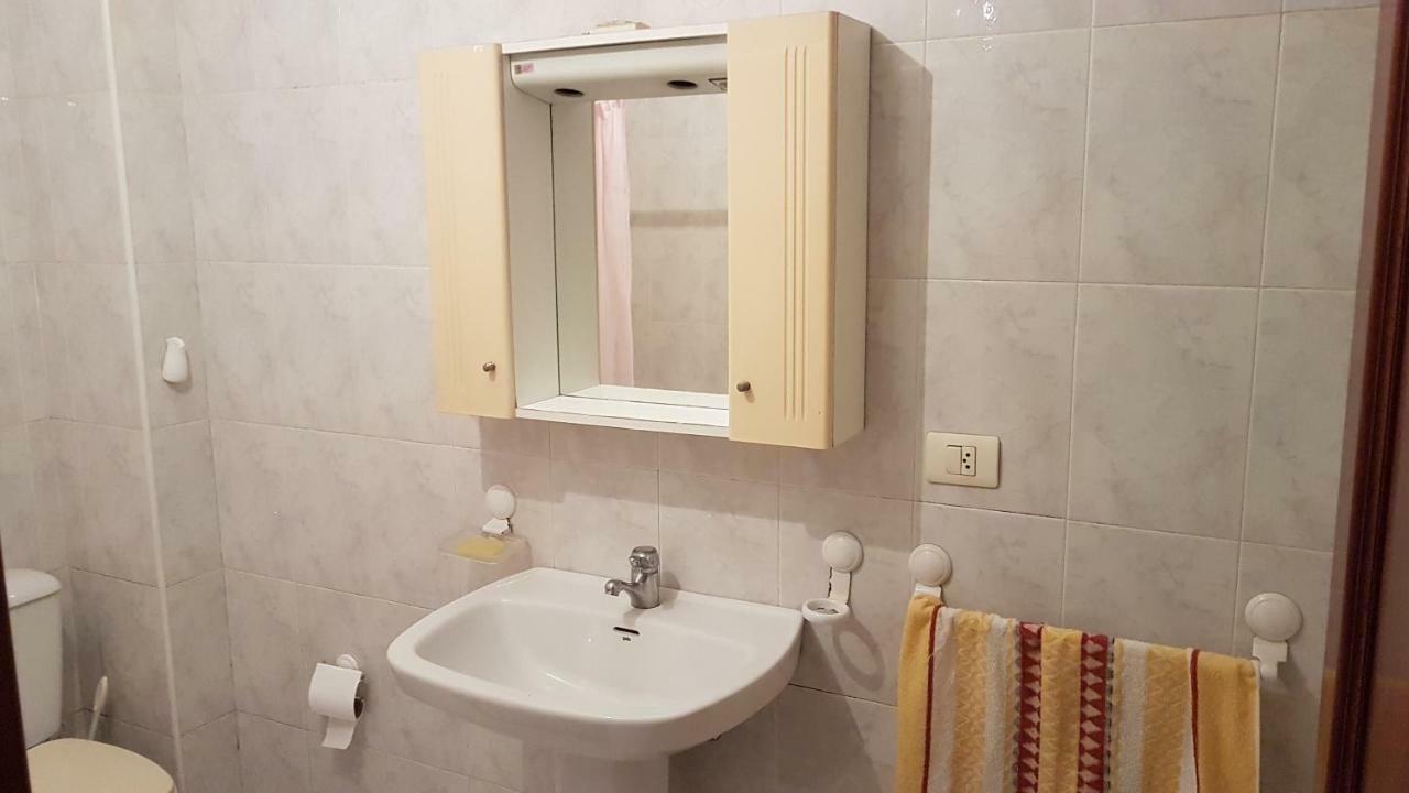 Piso En Villagarcia De Arosa 维拉加尔西亚·德·阿劳萨 外观 照片